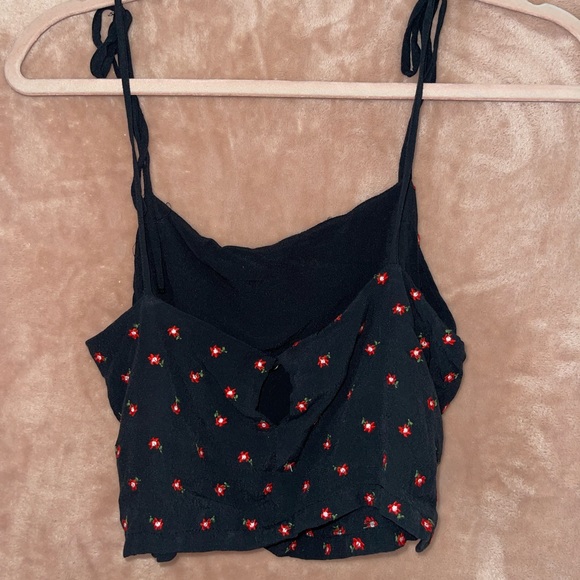 Brandy Melville (John Galt) navy blue crop top - Picture 2 of 4